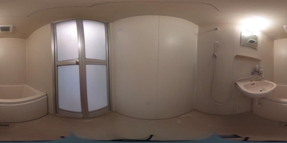 �o�X���[��